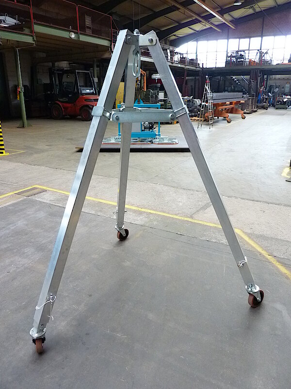 Alu-Dreibock fahrbar